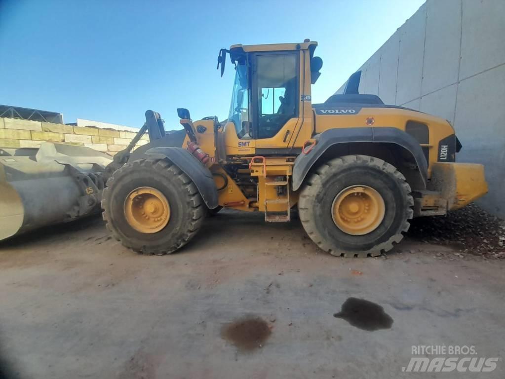 Volvo L 120 H Wielladers