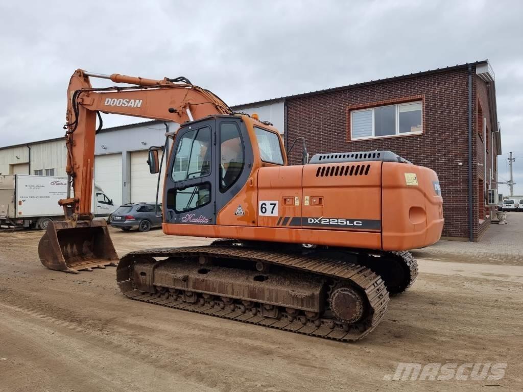 Doosan DX 225 LC Rupsgraafmachines