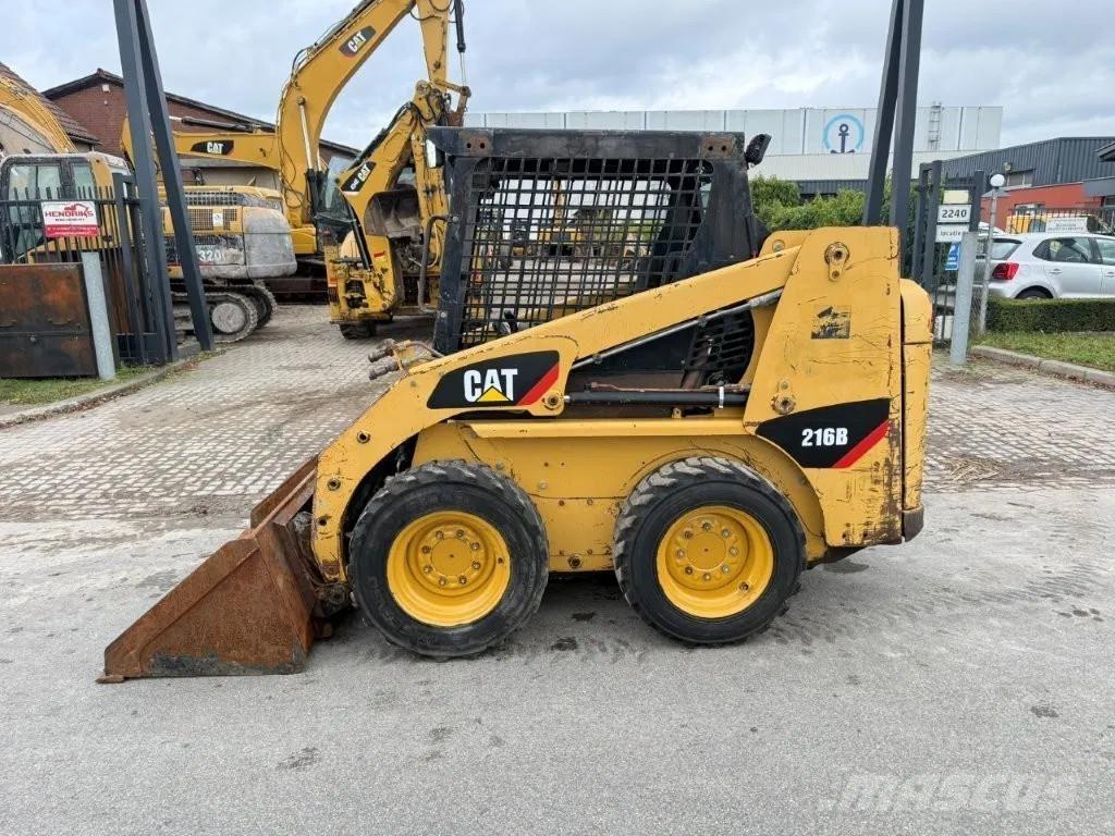 CAT 216B (226B) Schrankladers