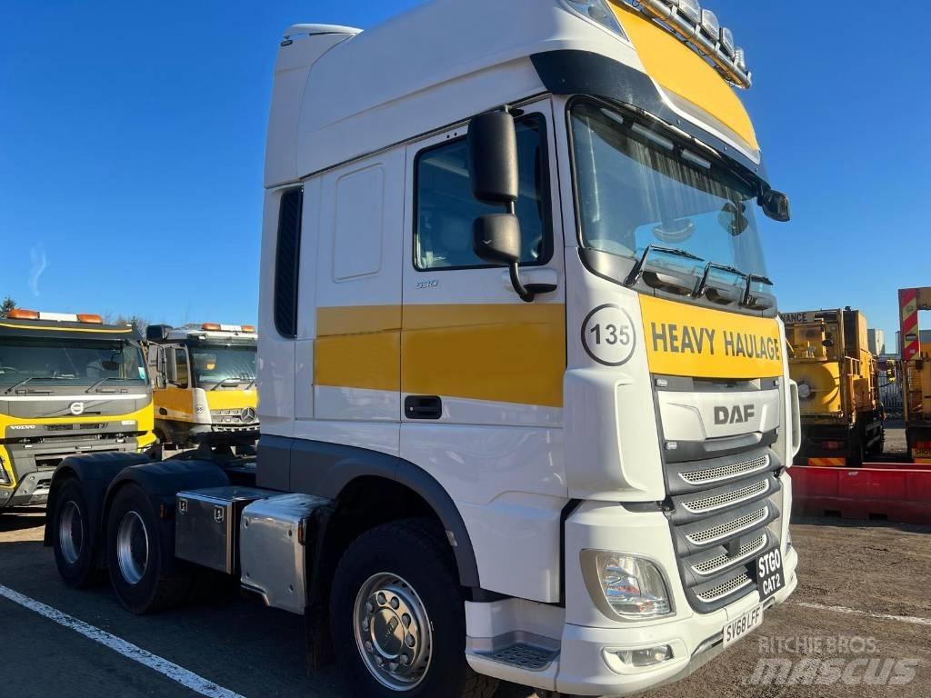 DAF 530 Trekkers