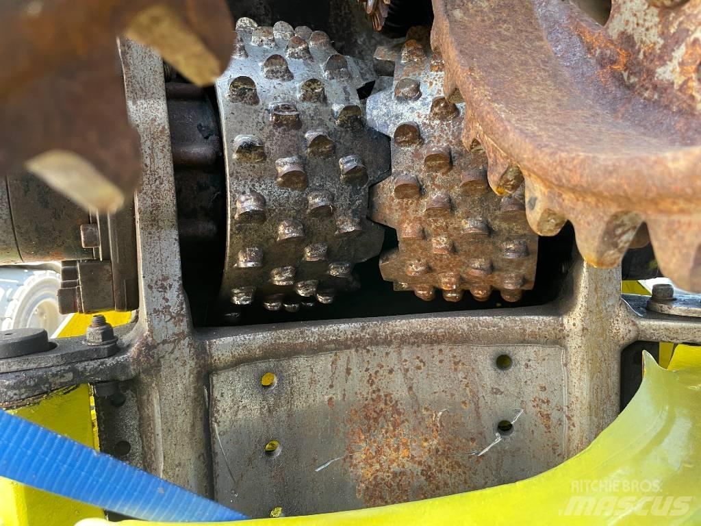 John Deere H 480 C Boomvelkoppen
