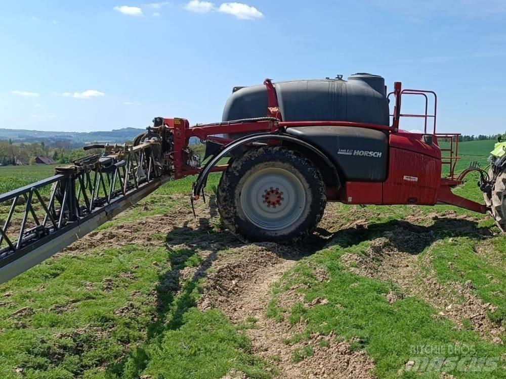 Horsch Leeb 6 LT Getrokken spuitmachines