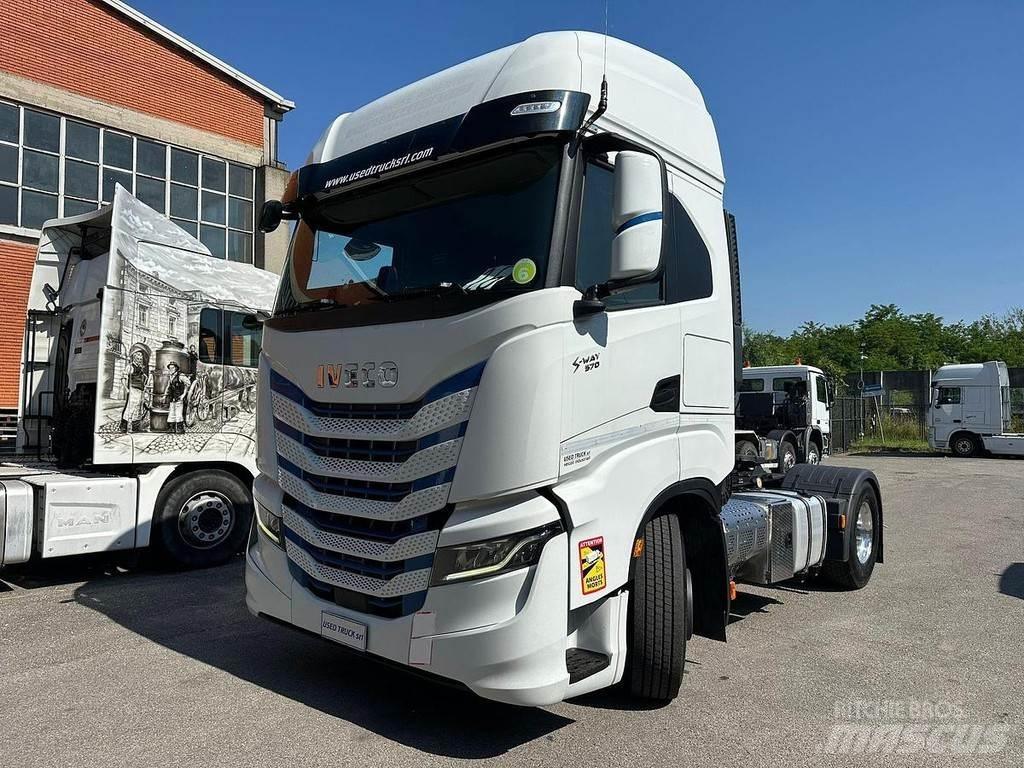 Iveco S-Way 570 Trekkers