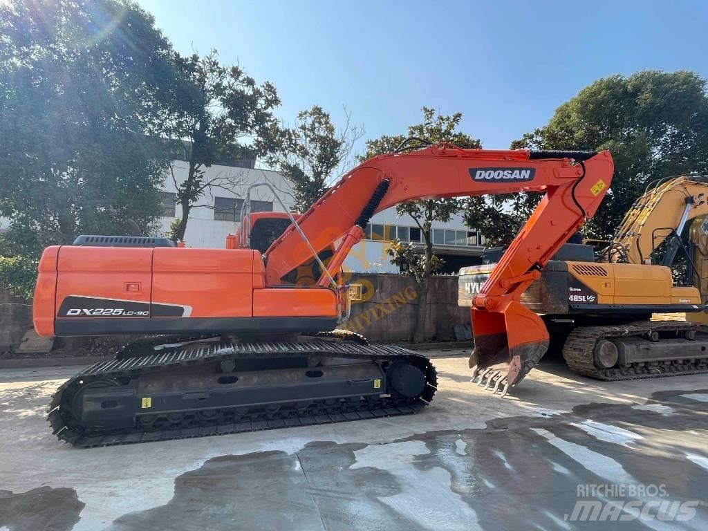 Doosan DX 225 LC Long Reach Graafmachines