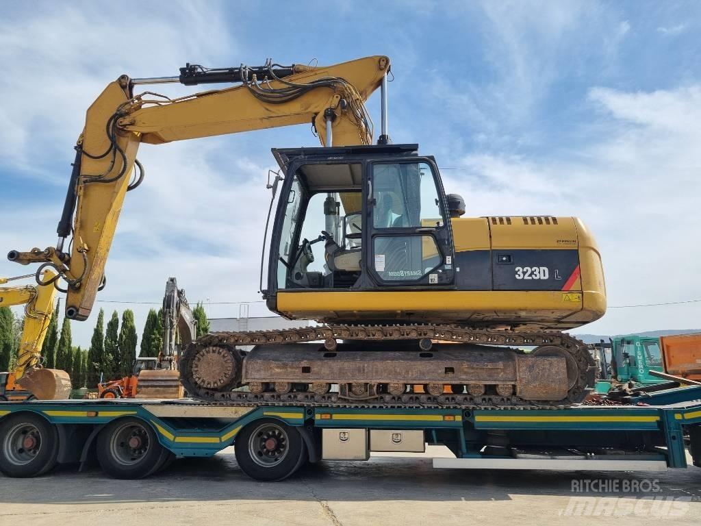 CAT 323 D L Rupsgraafmachines