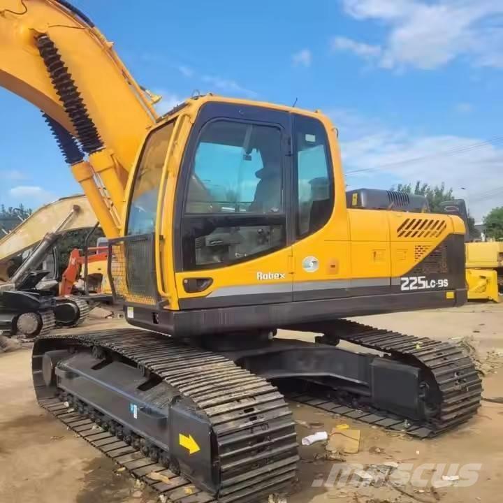 Hyundai 225LC-9s Rupsgraafmachines
