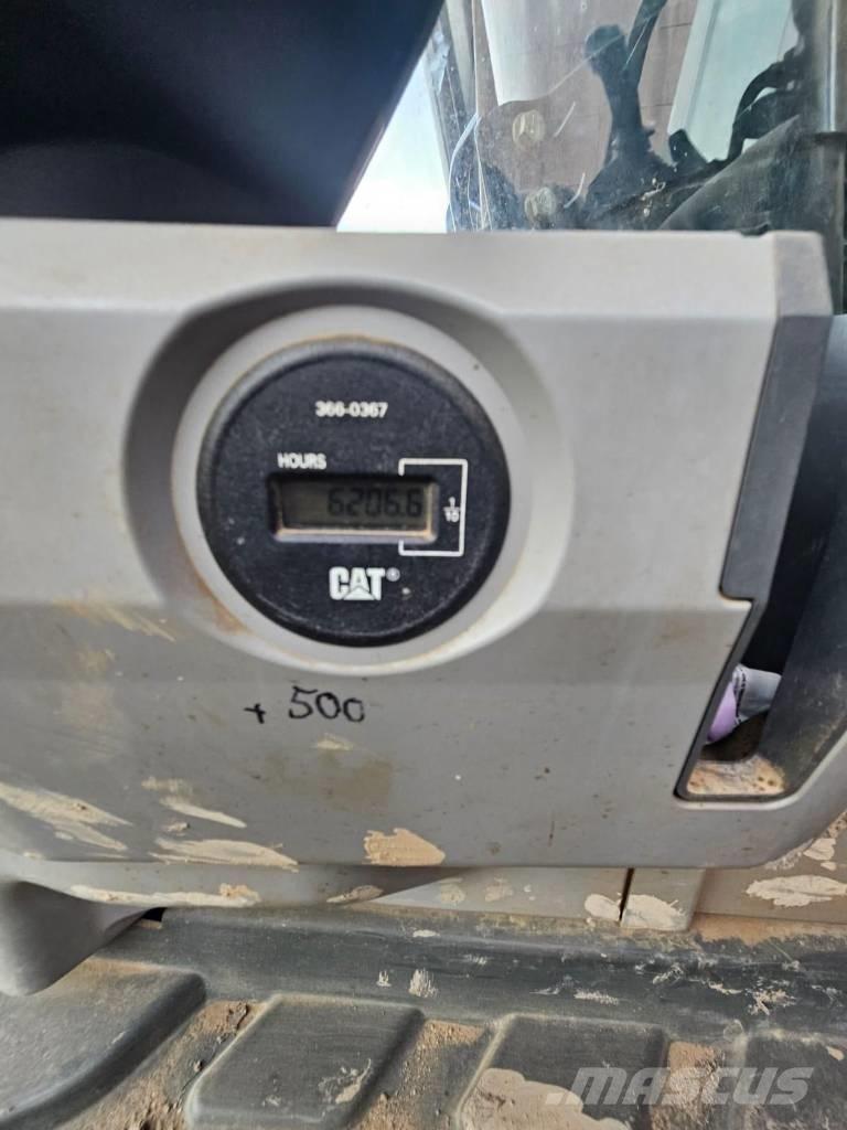 CAT 352 F Rupsgraafmachines