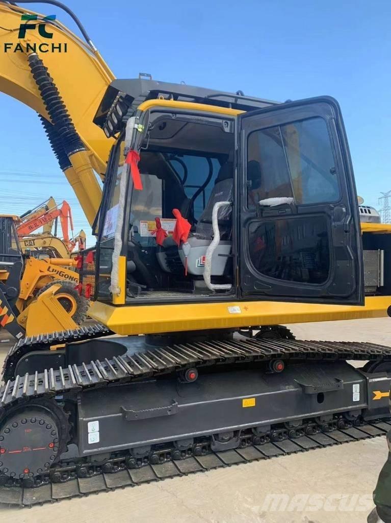 Komatsu PC 210 Minigraafmachines < 7t