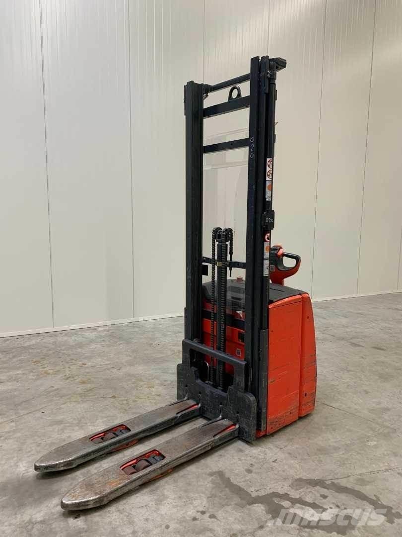 Linde L16I Zelfrijdende stapelaars