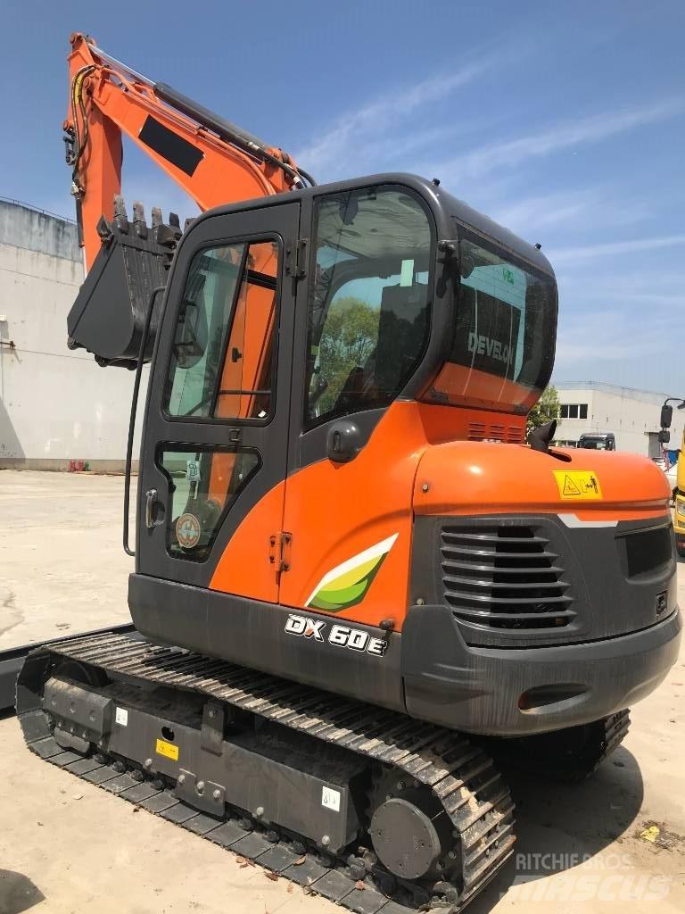 Doosan DX 60 Rupsgraafmachines