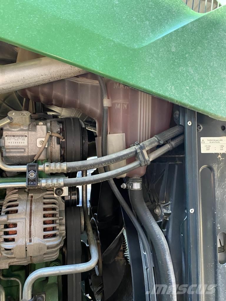 John Deere 6155R Tractoren
