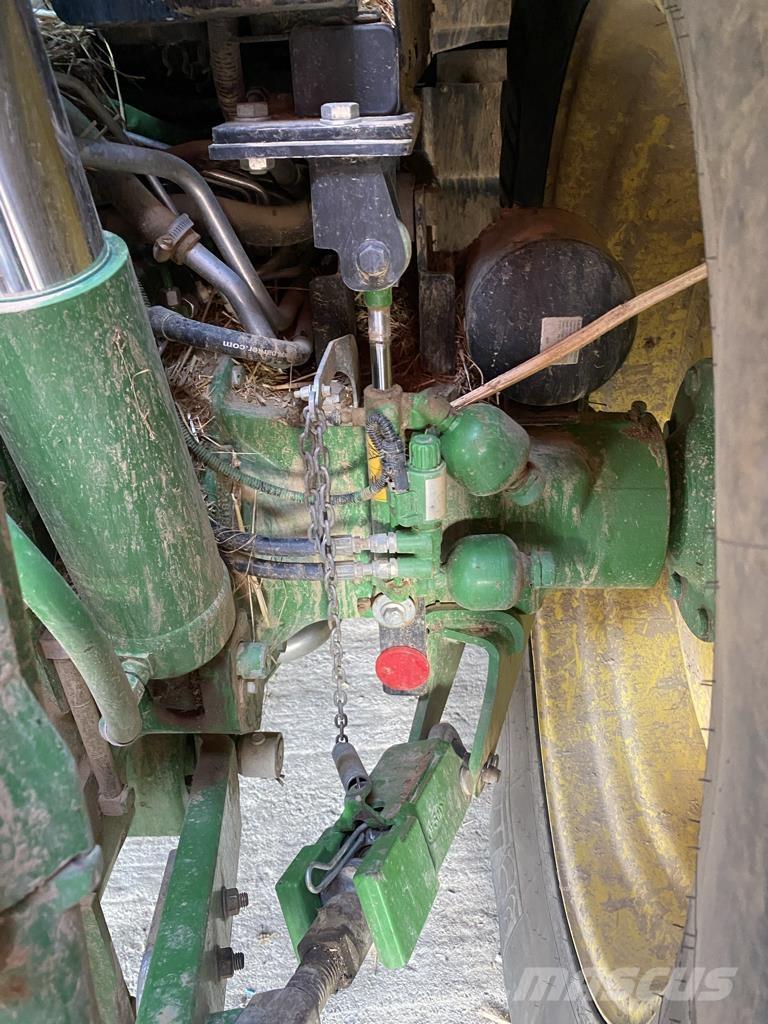 John Deere 6155R Tractoren
