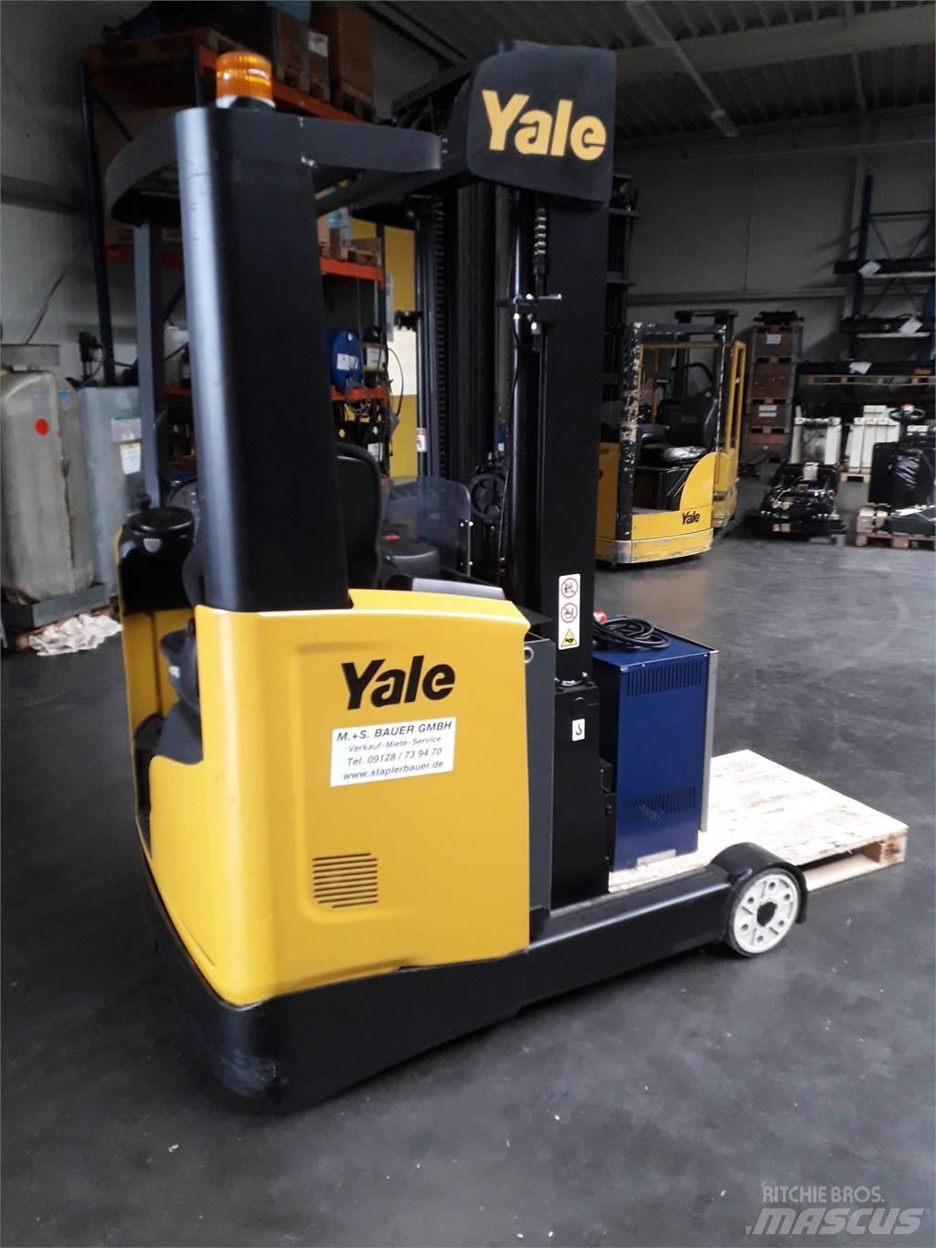 Yale MR14 Reachtruck voor hoog niveau