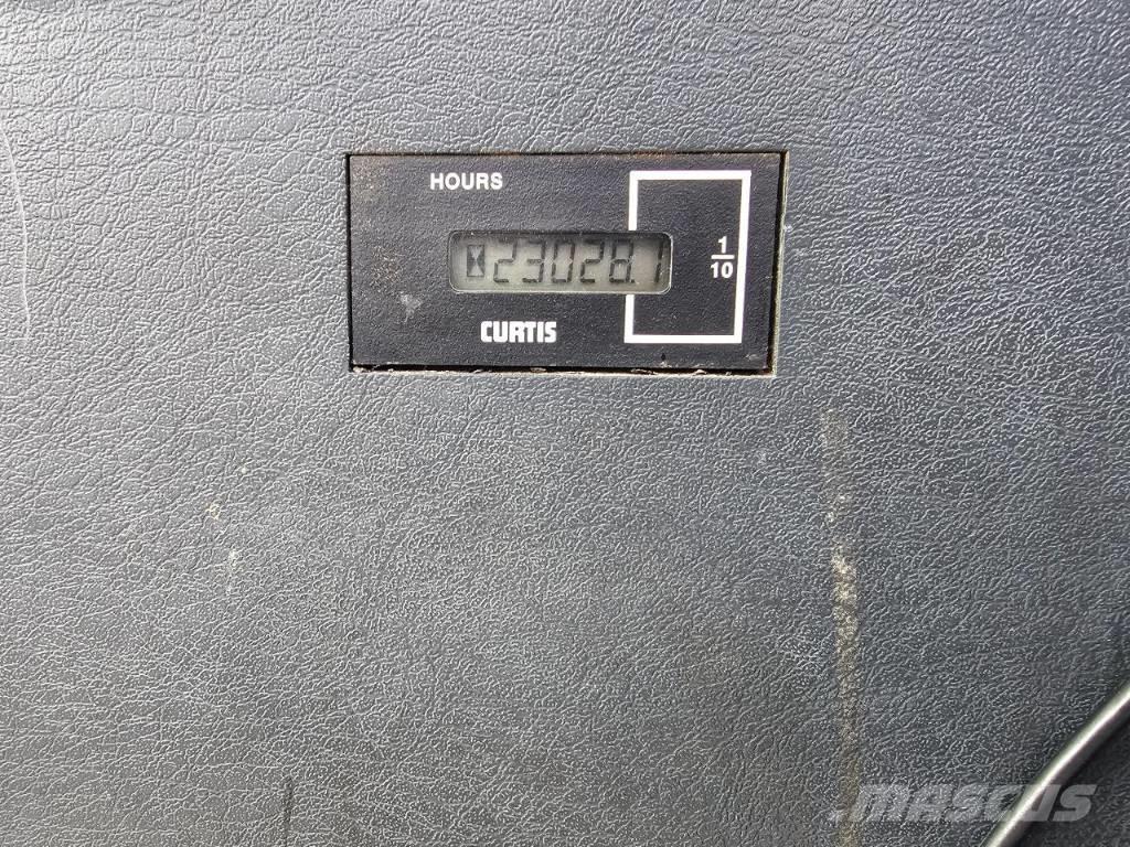 Hyundai Robex 300 LC Rupsgraafmachines