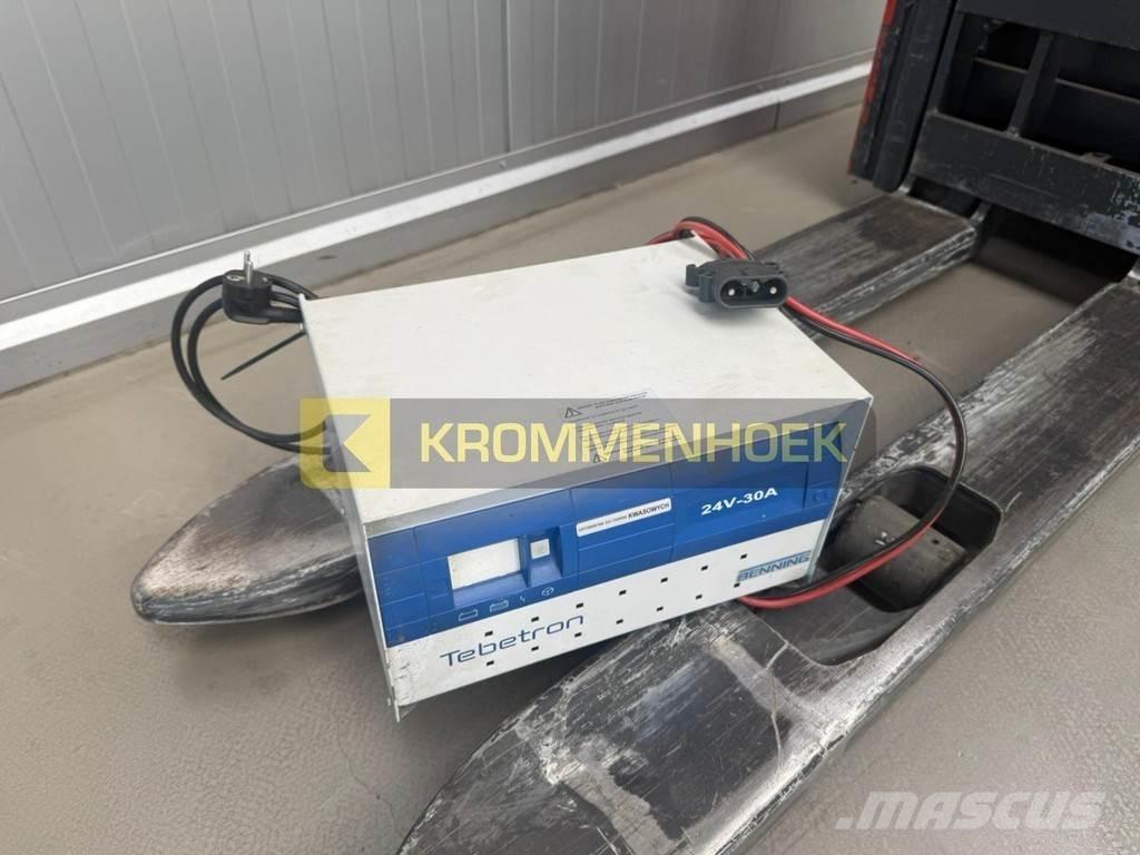 Linde L 10 Meeloop stapelaar