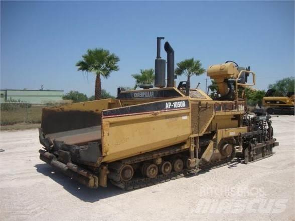 CAT AP-1050B Asfaltafwerkmachines
