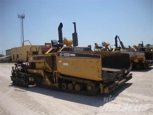 CAT AP-1050B Asfaltafwerkmachines