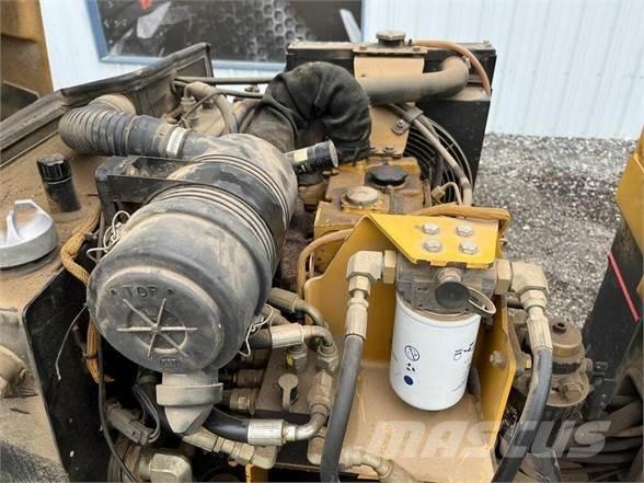CAT CB-224E Trilrolwalsen