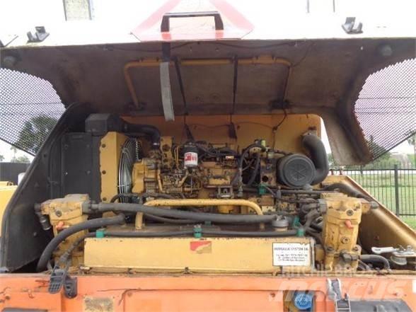 CAT PS-360B Bandenwalsen