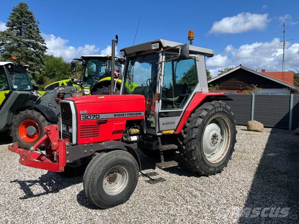 Massey Ferguson 3070 Tractoren