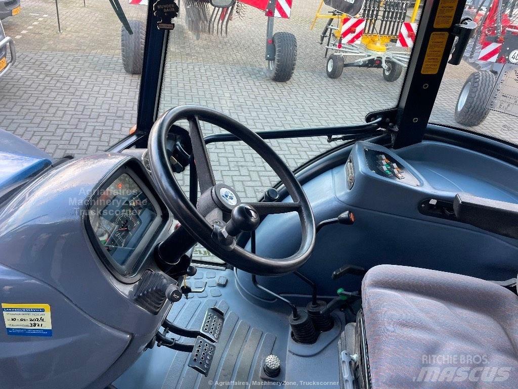 New Holland TD 95 D Tractoren