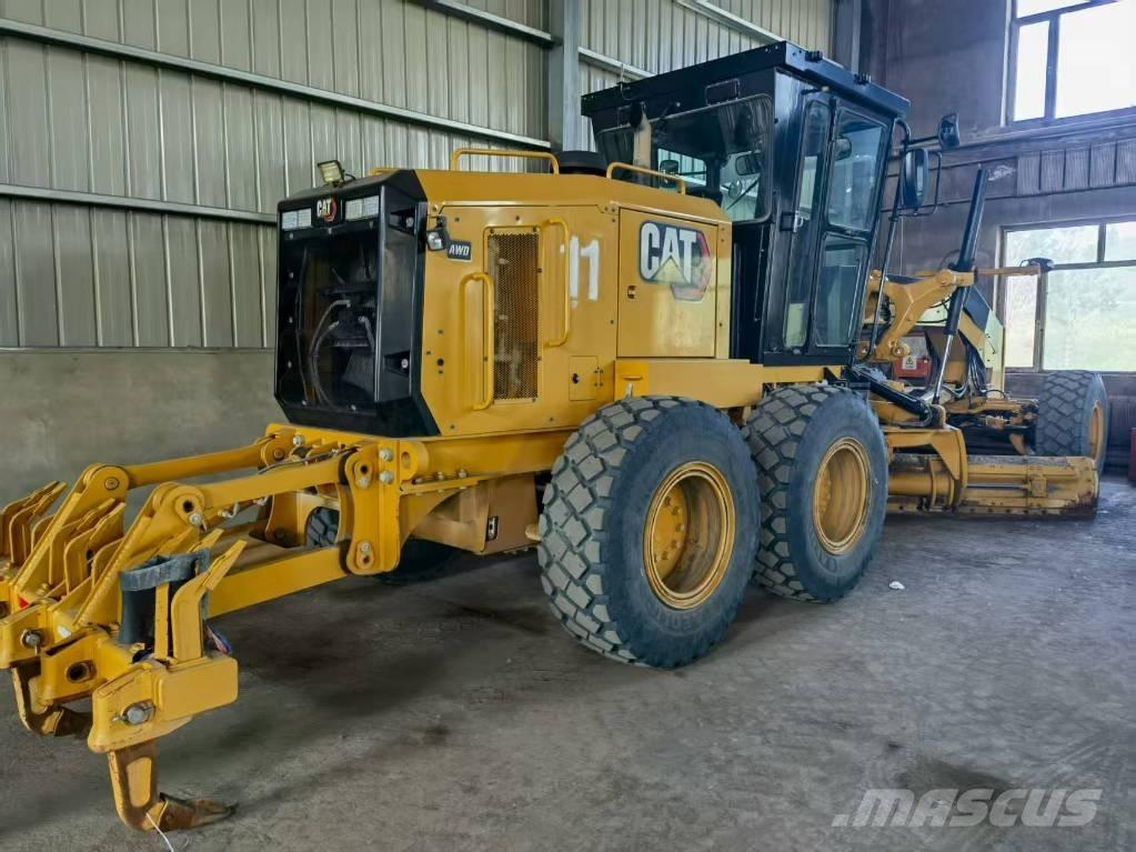 CAT 140 GC Graders