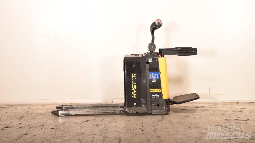 Hyster P 2.0 S Pallettruck met meerij platform