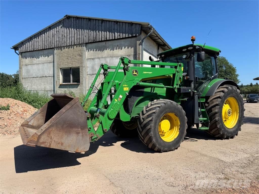 John Deere 7230 r Tractoren