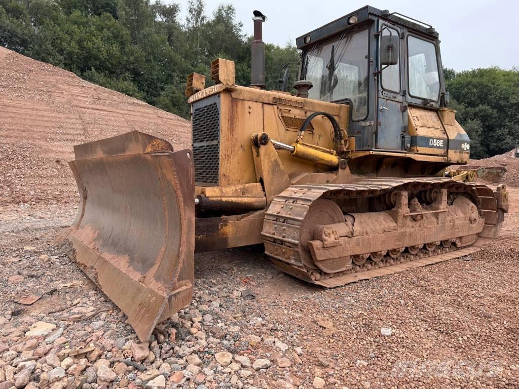 Komatsu D58E-1 Rupsdozers
