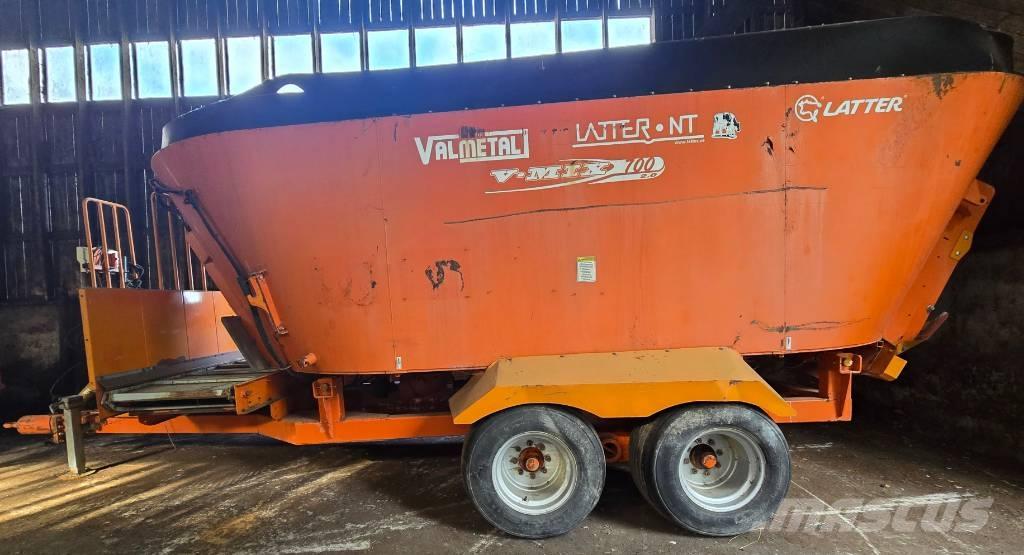 Valmetal V-Mix 700 Mengvoedermachines