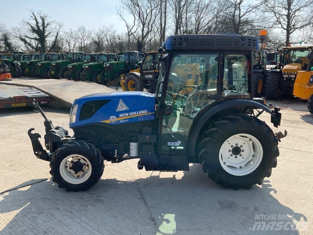 New Holland T 4.100 Tractoren