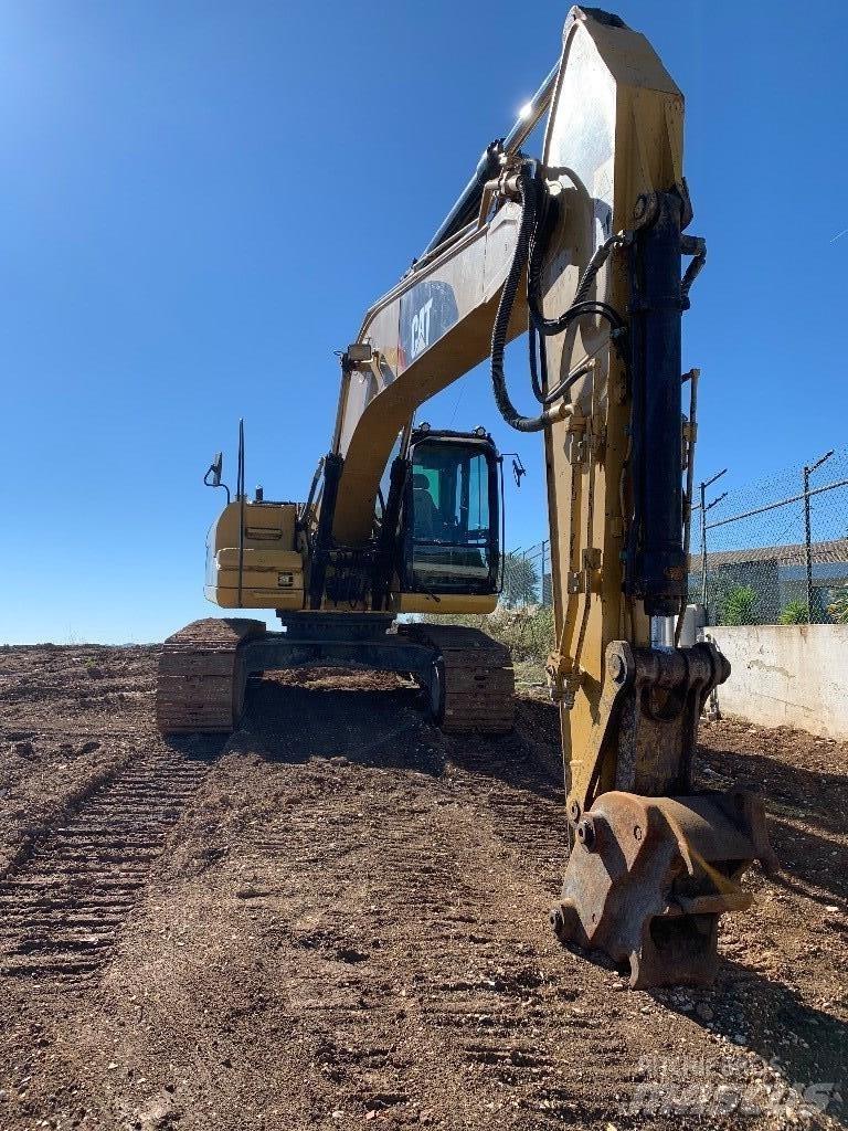 CAT 320 D L Rupsgraafmachines