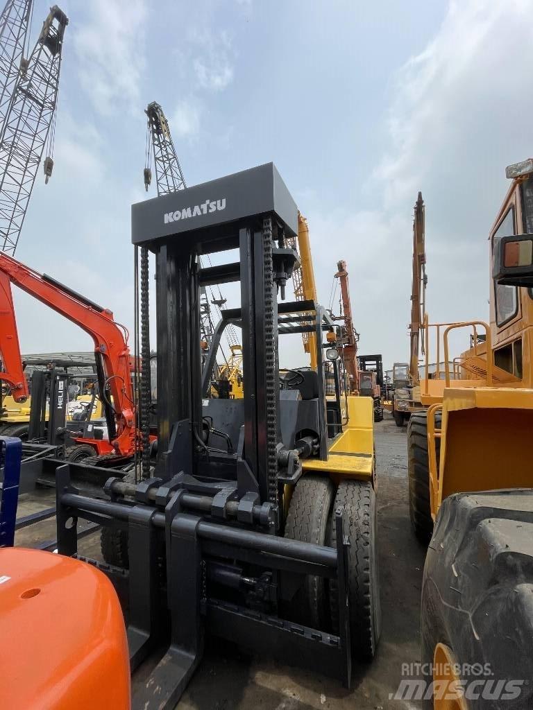 Komatsu 15 ton Diesel heftrucks