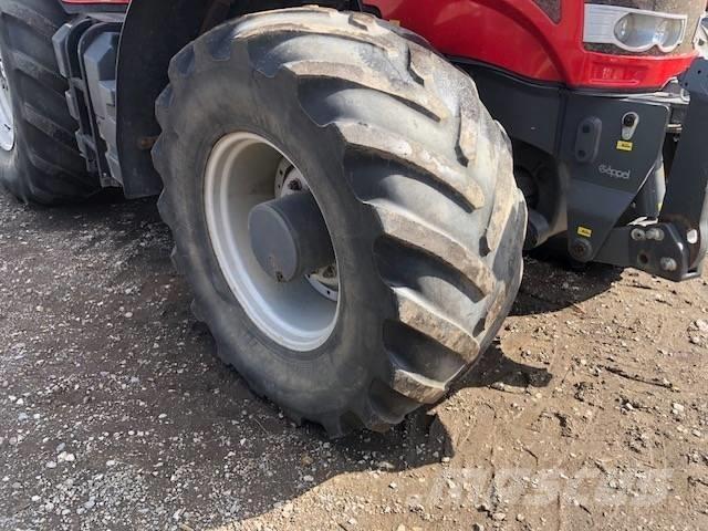 Massey Ferguson 7624 Tractoren