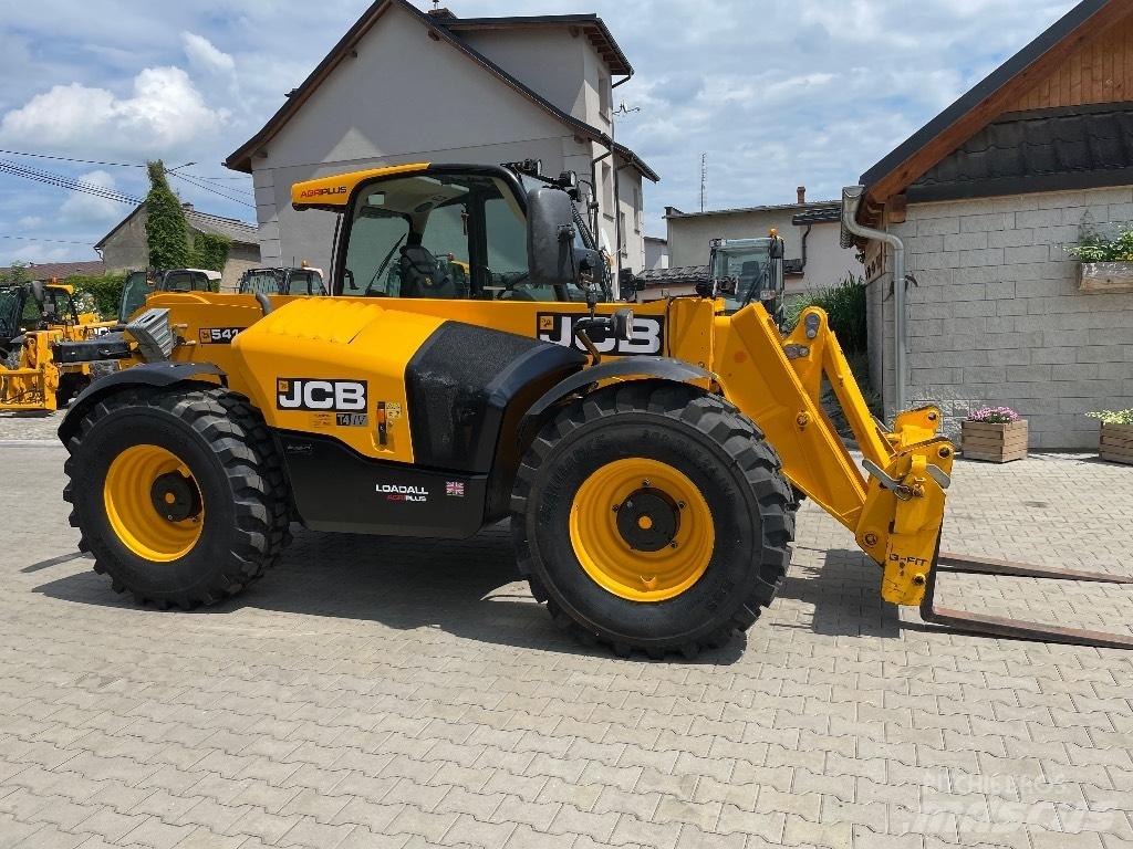 JCB 541-70 Agri Plus Verreikers voor landbouw
