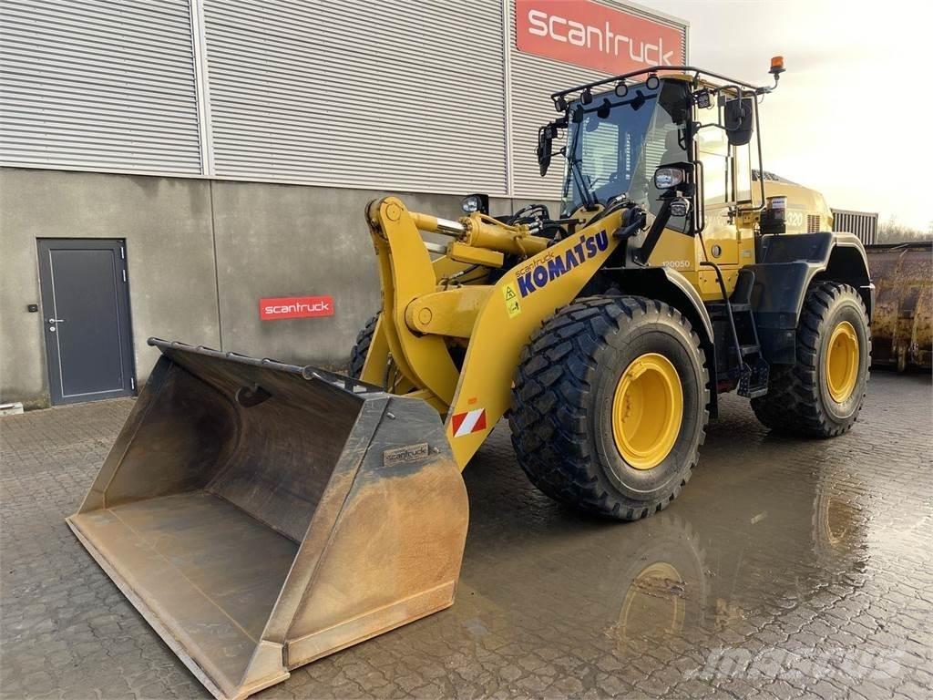 Komatsu WA320-8EO Wielladers