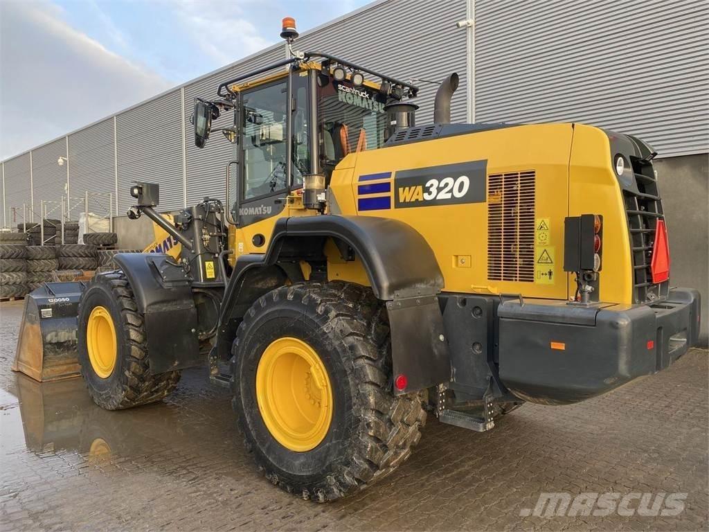 Komatsu WA320-8EO Wielladers