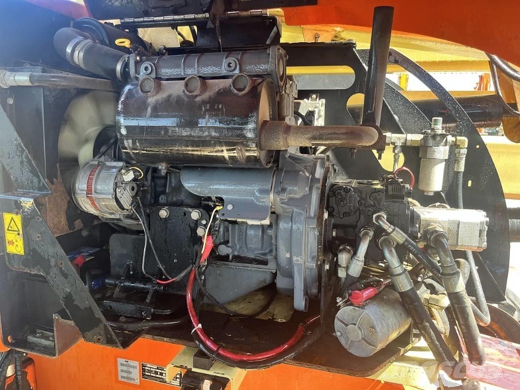 JLG 450 AJ II Knikarmhoogwerkers