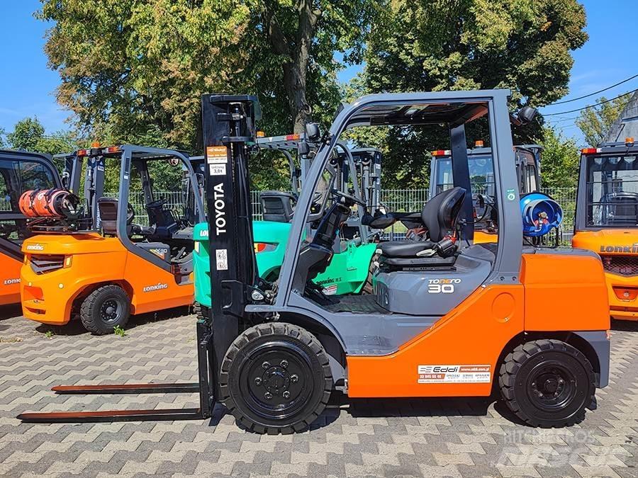 Toyota 02-8FGF30 LPG heftrucks