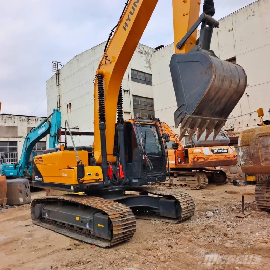 Hyundai 220LC-9T Rupsgraafmachines