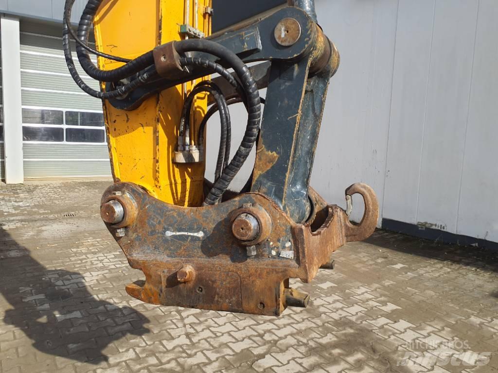 Hyundai HX 300 L Rupsgraafmachines