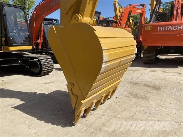 CAT 330 GC Rupsgraafmachines