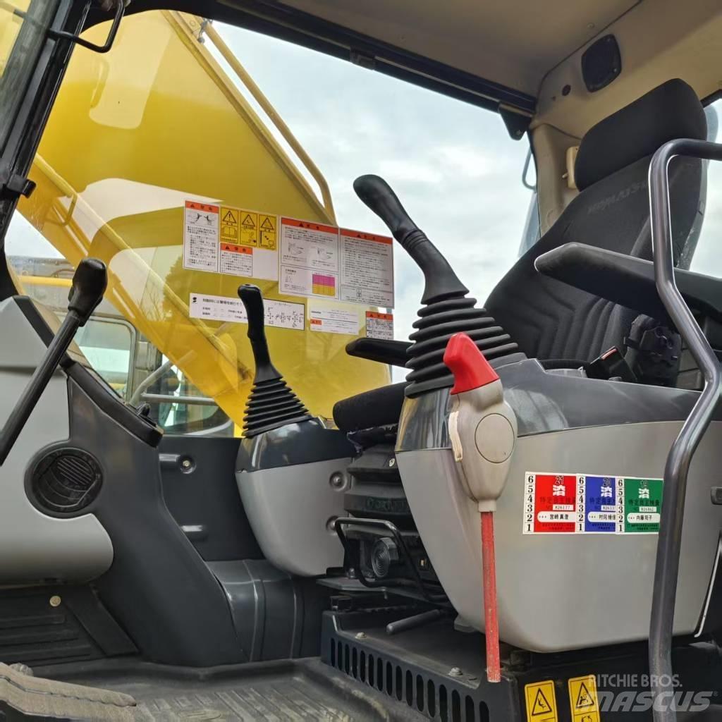 Komatsu PC 220-8 Rupsgraafmachines