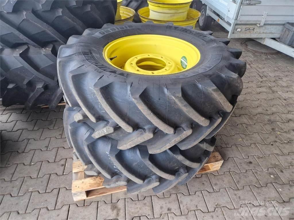 Michelin 420/70R24 Banden, wielen en velgen