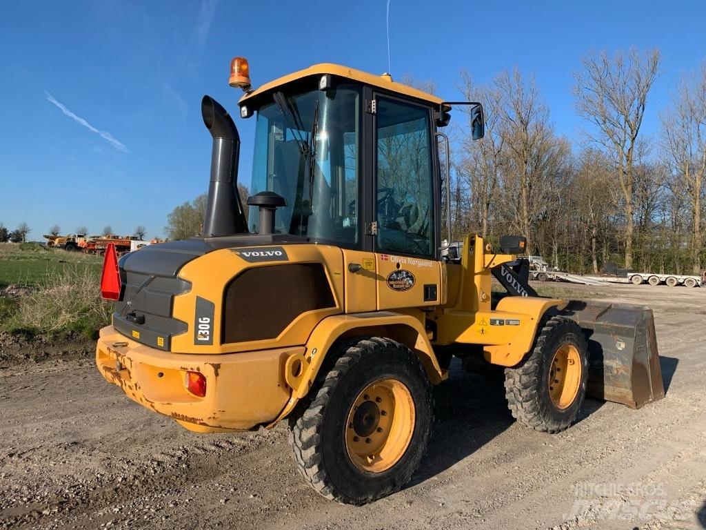 Volvo L 30 G Wielladers