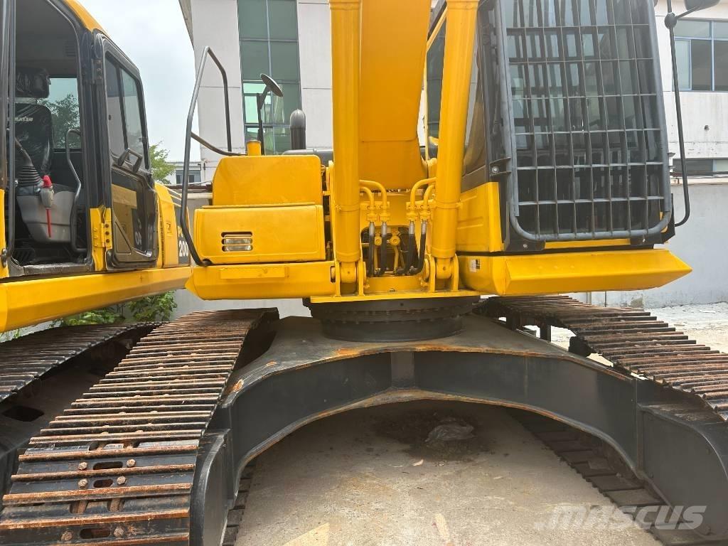 Komatsu PC240LC-8 Rupsgraafmachines