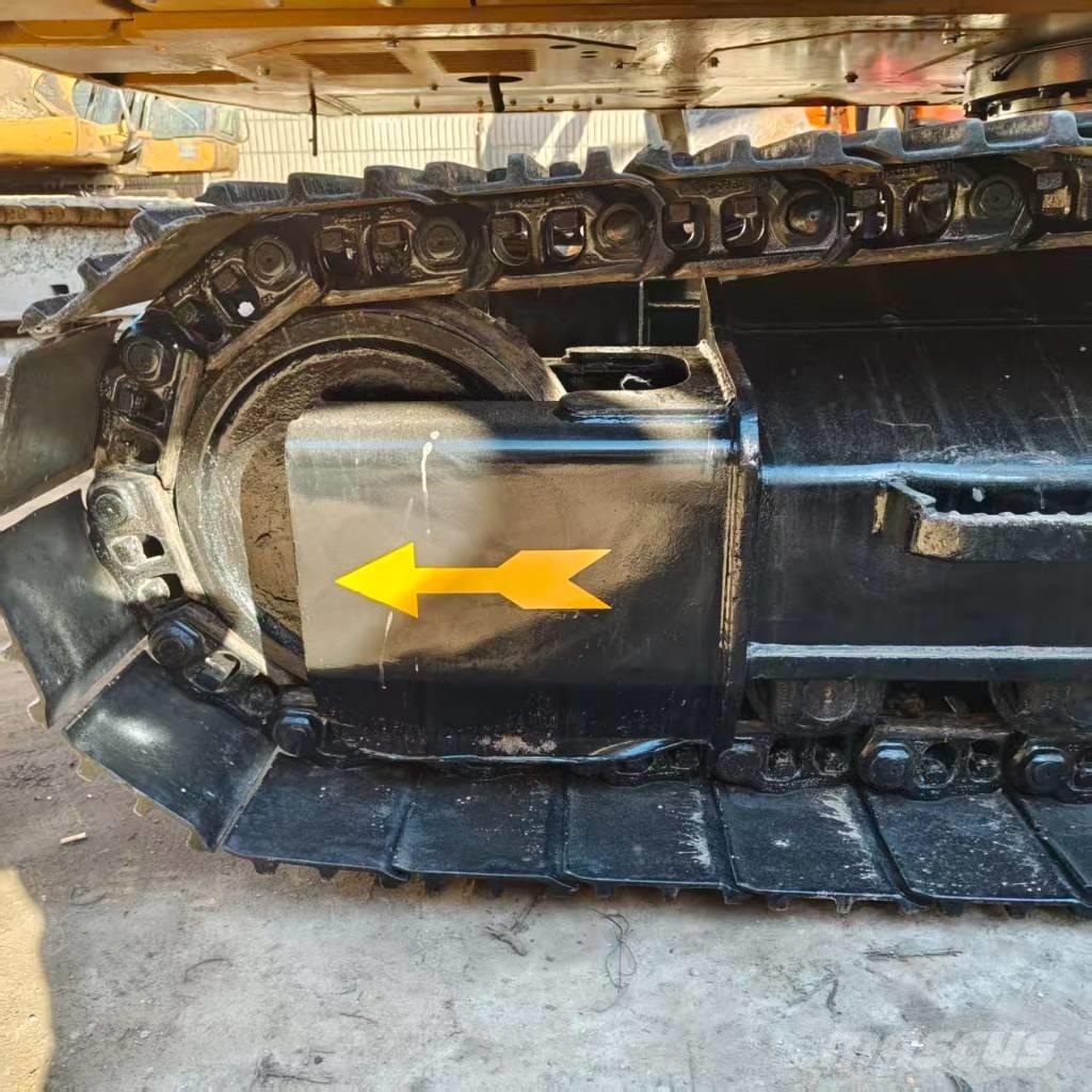 CAT 320 C Rupsgraafmachines