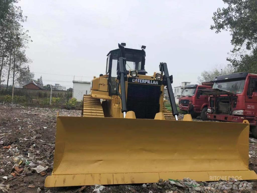 CAT D6H Rupsdozers