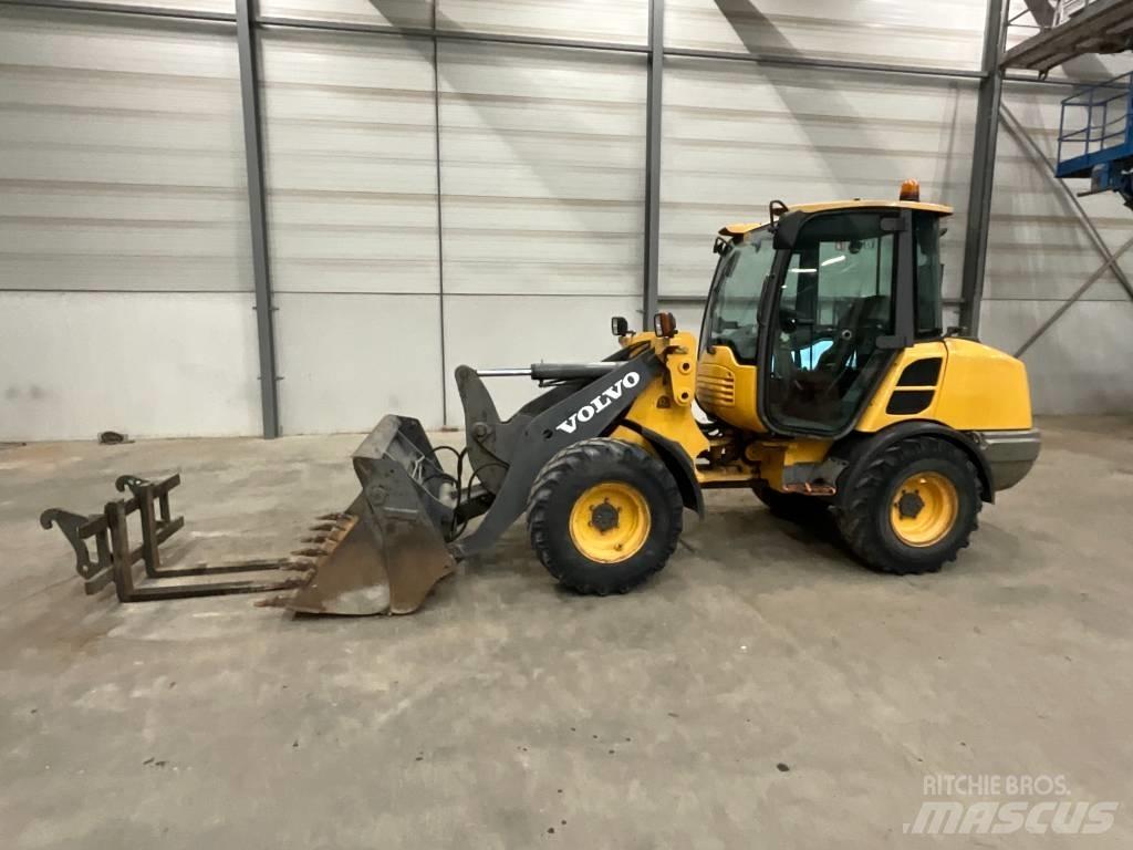 Volvo L 25 F Wielladers