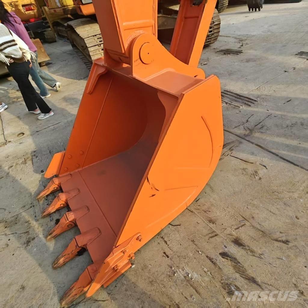 Hitachi ZX 210 Rupsgraafmachines